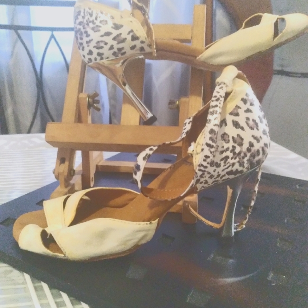 Sandals Size 7 Franco dances Shoes